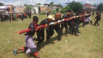 Seni Buhun Bambu Gila dan Kuda Lumping, Masih Bertahan di Cintawangi