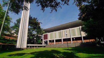 Jasa Ukar Bratakusuma Membangun Masjid Salman ITB, Sarana Ibadah yang Monumental Hingga Kini