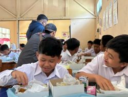 Pemkot Bandung Gandeng GoTo Uji Coba Makan Bergizi Gratis Untuk 1.500 Siswa