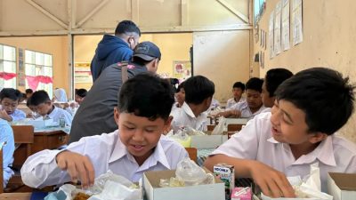 Pemkot Bandung Gandeng GoTo Uji Coba Makan Bergizi Gratis Untuk 1.500 Siswa