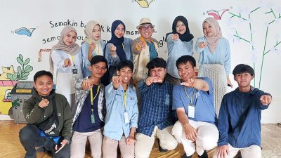 Tim inti kegiatan “Green Movement: Menjaga Bumi dengan Aksi Mencegah dan Mengolah Sampah Makanan (Food Waste) Bersama Generasi Muda Penerus Bangsa” - (Sumber: Aldo/MajmusSunda News)