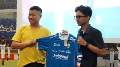 Yudi, pemenang Pertama Jersey Persib.