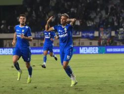 Gol Semata Wayang Tyronne del Pino Antarkan Persib Bandung Lolos Peringkat Atas Klasemen Putaran Pertama Liga 1 BRI 2024