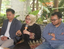Pendidikan Tinggi untuk Cita-Cita Global dan Perbaikan Lokal: Dialog di People’s Cafe Paskal 23