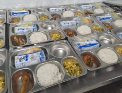Hari Ini Tersebar di 26 Provinsi Program Makan Bergizi Gratis , Serentak Dimulai dari 190 Titik