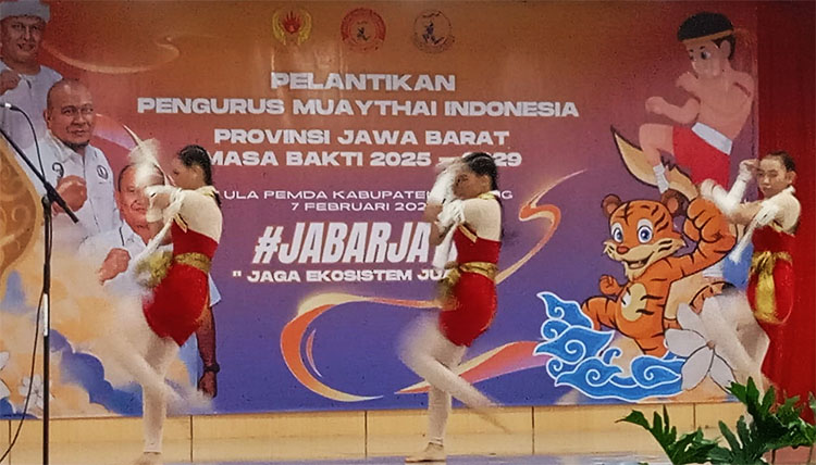 Atraksi seni untuk menghibur para tamu undangan dalam acara Pelantikan Pengurus Muaythai Indonesia Provinsi Jawa Barat Masa Bakti 2025-2029 - (Sumber: Rita Rosita Rusman)