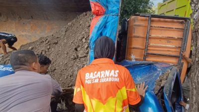 Naas Hendak Piknik ke Pelabuhanratu 4 Orang Meregang Nyawa Minibus yang Ditumpanginya Tertimpa Truk Tronton