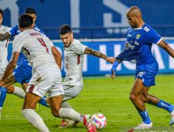 Kian Kokoh Dipuncak Klasemen Maung Bandung Libas Persik Kediri 4-1