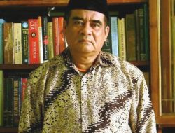 Harmoni Budaya Sunda dan Syariat Islam: Menelisir Peran, Kiprah dan Karya Besar Usep Romli HM
