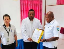Dr. Albert S. Kapitarauw, SpB. FINACS Dilantik Jadi Plt. Direktur RSUD Dr. A.H. Torey Teluk Wondama Papua Barat