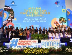 Penghargaan Kemendikdasmen Atas Dedikasi Wardiman Djodjonegoro pada Pendidikan Indonesia
