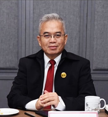 Prof. Yudi Latif, Penulis - (Sumber: Koleksi pribadi)