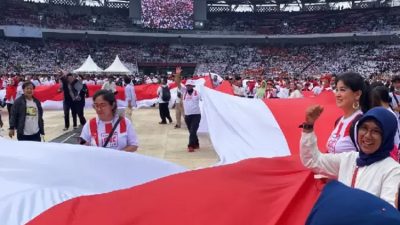 Ilustrasi: Pengibaran bendera merah putih di Stadion GBK, Jakarta - (Sumber: MPI/Riana Rizkia)