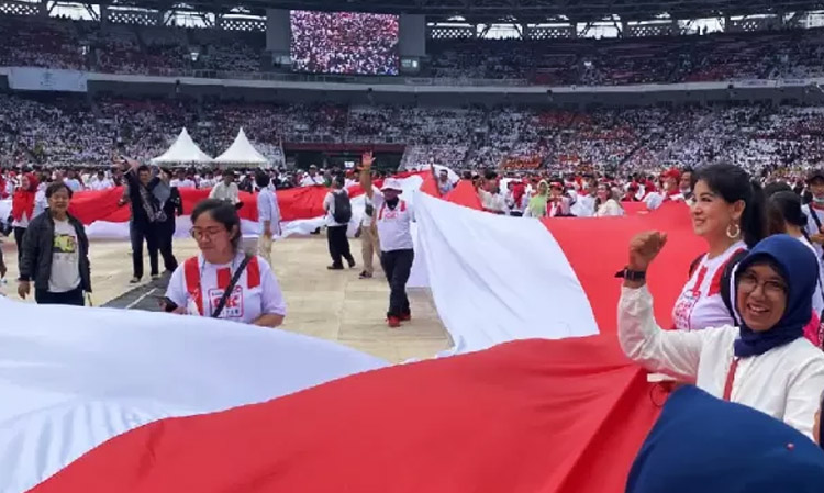 Ilustrasi: Pengibaran bendera merah putih di Stadion GBK, Jakarta - (Sumber: MPI/Riana Rizkia)