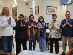 Nincak Wayah Ngaluncurkeun (Grand Launching) Pabaru Sunda 1962 Caka Sunda