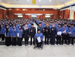 Pemerintah Kota Cimahi Serahkan SK kepada 920 PPPK serta 20 Kepala SD dan SMP Baru
