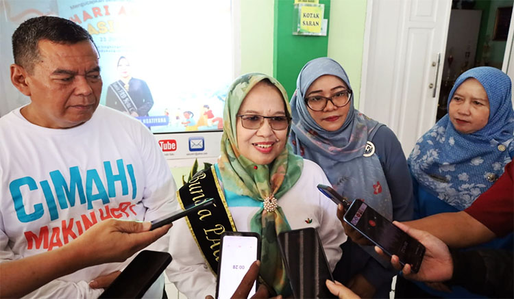 Bunda Forum Anak Daerah (FAD) Kota Cimahi, Midjiati Ningsih Ngatiyana