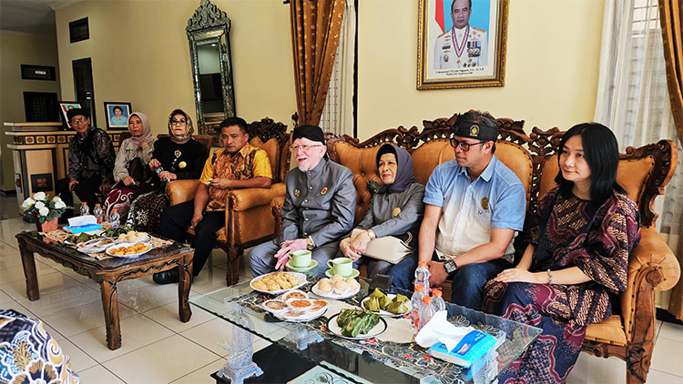 Keraton Sumedang Larang