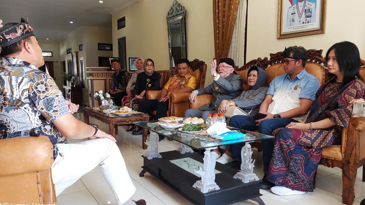 Keraton Sumedang Larang