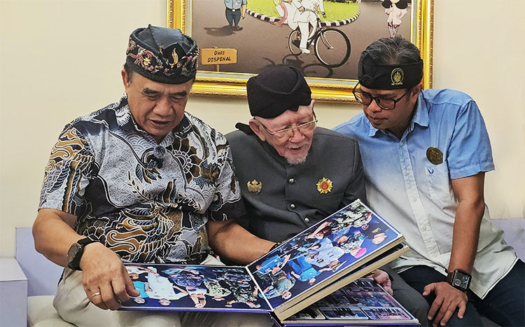 Laksamana TNI (Purn.) Dr. Ade Supandi