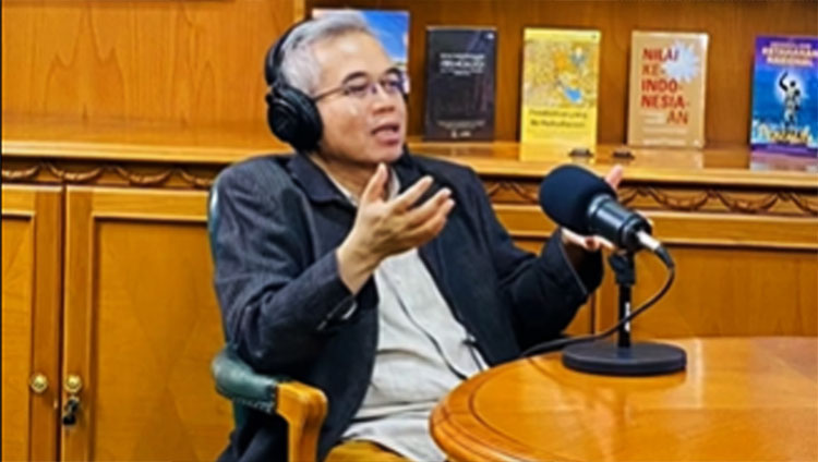 Prof. Yudi Latif