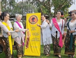 Makna dan Filosofi Kebaya dan Sanggul Pakaian Tradisional Sunda