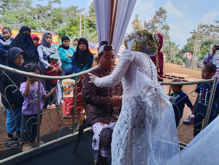menikah