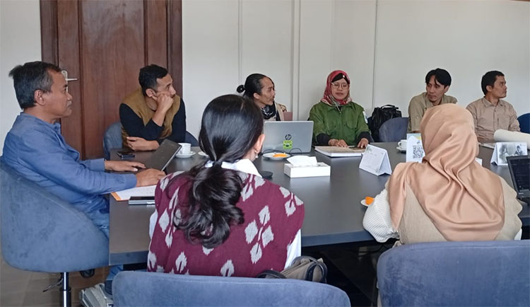 Tim Riset Yayasan Buana Varman Semesta (YBVS)