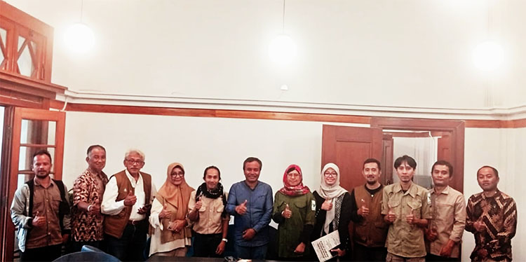 Tim Riset Yayasan Buana Varman Semesta (YBVS)