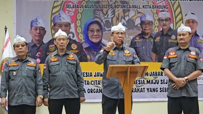 Ketua Umum DPP GERSUMA Laksda (Purn) TNI Dr. H. Nazali Lempo, Melantik Pengurus DPW Jabar 2025-2030