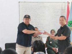 Pemberian Asuransi Untuk Mahasiswa Fahutan UNWIM dari ARGADIKA