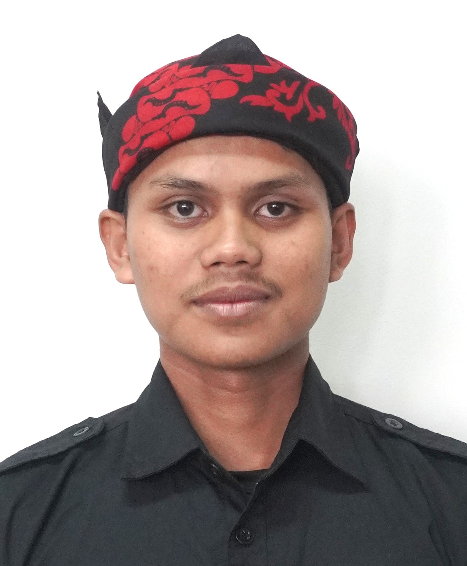 Carpon: Alégori Paguneman Galih” diserat ku: Afta Fasya.