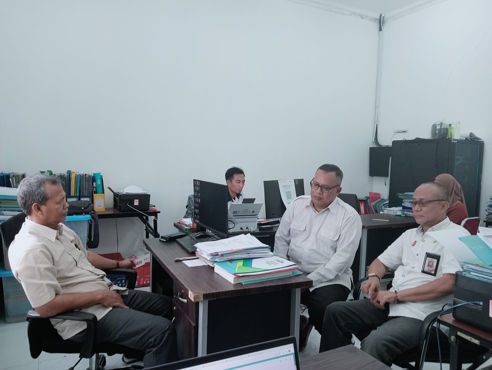 Judul: Dedi Ginanjar Tegaskan Peran Strategis Sekolah sebagai Benteng Utama dalam Pencegahan Peredaran Narkoba Sumber: Media(HumasPANI)