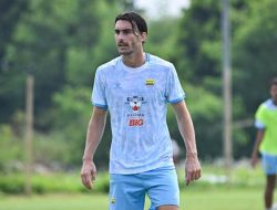 Gol Tunggal Andrew Jung di Menit 39 Amankan Persib di Puncak Klasemen Super League