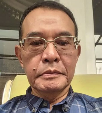 dr. Moh. Subuh, M.P.P.M. Ketua Umum Pimpinan Pusat Asosiasi Dinas Kesehatan seluruh Indonesia (ADINKES).