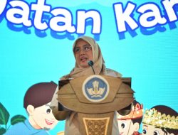 Luangkan Satu Jam Berkualitas Bersama Anak, Kemendikdasmen Ajak Keluarga Kurangi Adiksi Gawai