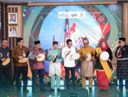 Pantun Tiga Serumpun Digelar Di Kantor Walikota Batam, Amsakar : Pelestarian Budaya Melayu Membutuhkan Kolaborasi Lintas Negara 