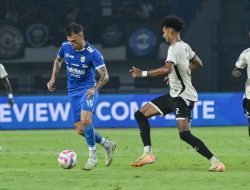 PERSIB Menang Dramatis 2-1 atas PSM Makassar, Gelar Juara Semakin Dekat