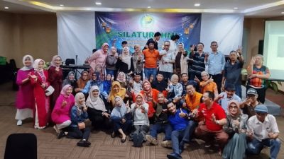 Indahnya Silaturahmi Alumni SMPN 3 Bandung Angkatan 1981 di Hotel De Sofia Bandung