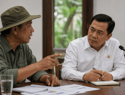 Jangan Mengharamkan Kritik