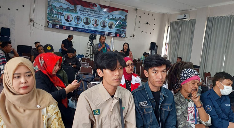 Tamu undangan yang hadir dalam acara Diskusi Jurnalistik yang digelar DPP AJMII pada Senin, 29 Juni 2026 - (Sumber: MMS)