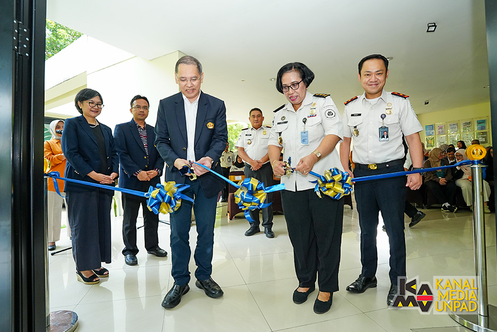 Layanan keimigrasian