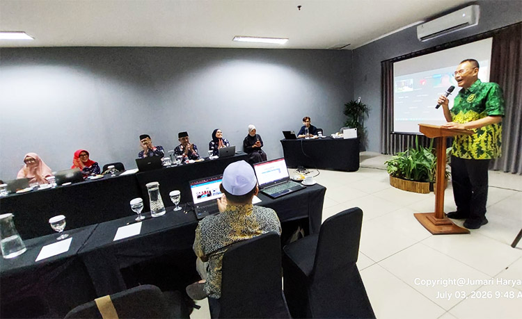 Ketua Umum PP ADINKES, dr. Moh. Subuh, M.P.P.M., saat membuka Rapat Kerja ADINKES Training Center - (Sumber: Humas ATC)