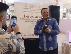 Anggota DPD RI Ria Saptarika Secara Resmi Membuka Peresmian Griya Lansia Muhammadiyah Batam
