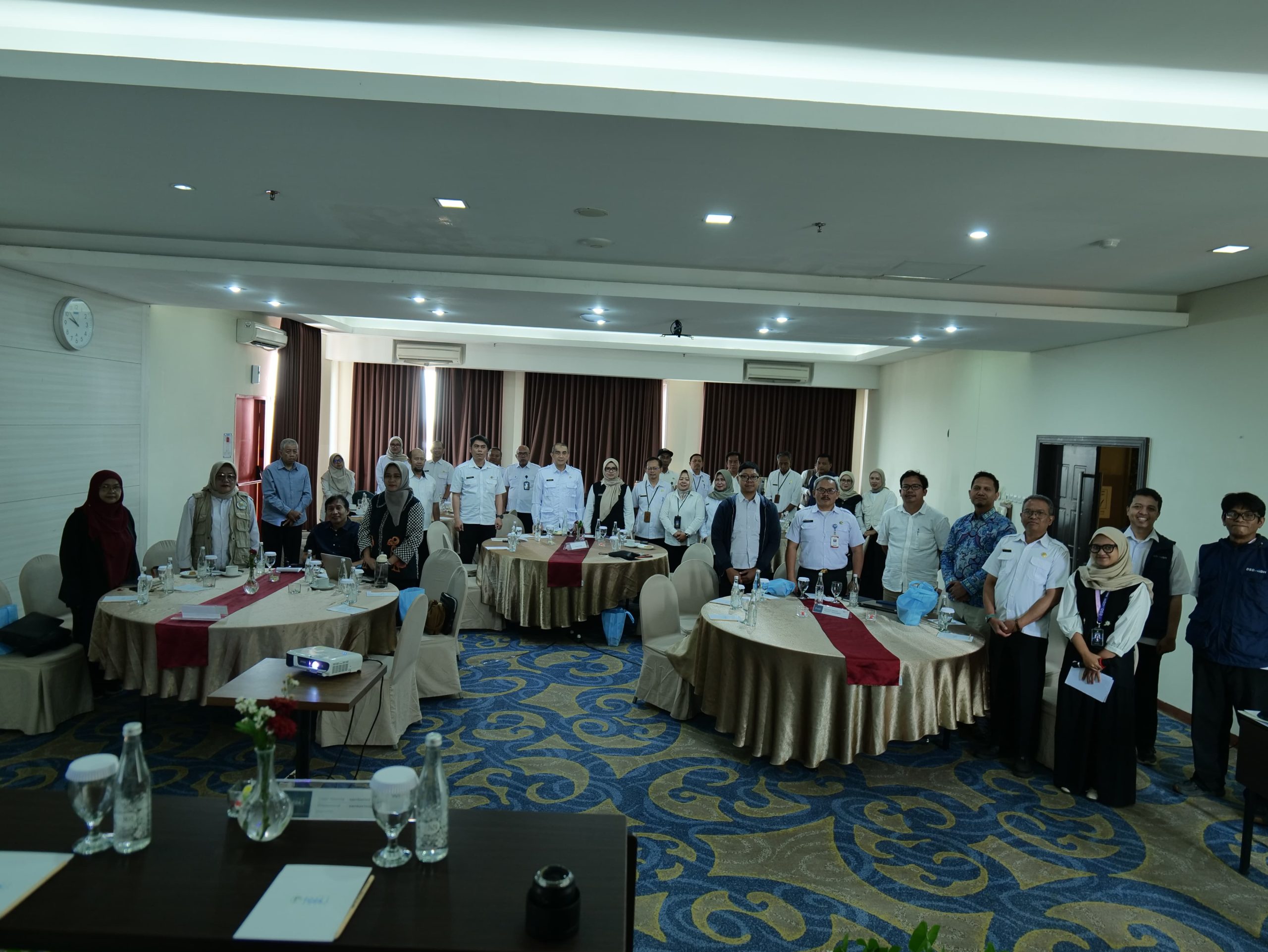 44 Standar Pelayanan