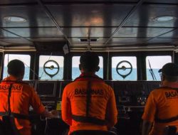Pakar Oseanografi IPB: Kondisi Alam Selat Sunda Persulit Pencarian 8 Orang Hilang