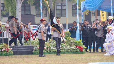 Tradisi Serah Terima Pataka Mapolda Kepri, Komjen Pol Asep Safrudin: Soliditas Yang Telah Terbangun Dapat Terus Dipertahankan Di Bawah Kepemimpinan Kapolda Kepri Yang Baru